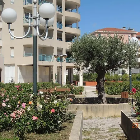 Daire Les Pins Bleus - Antibes Les Pins