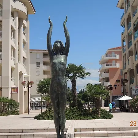 Les Pins Bleus - Antibes Les Pins アパート