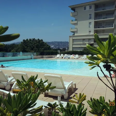 Les Pins Bleus - Antibes Les Pins * ジュアン・レ・パン