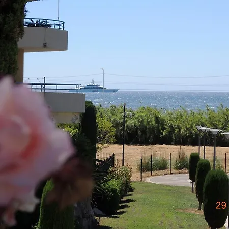 Les Pins Bleus - Antibes Les Pins * ジュアン・レ・パン