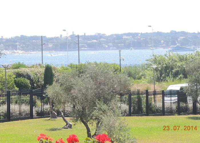 Les Pins Bleus - Antibes Les Pins Διαμέρισμα