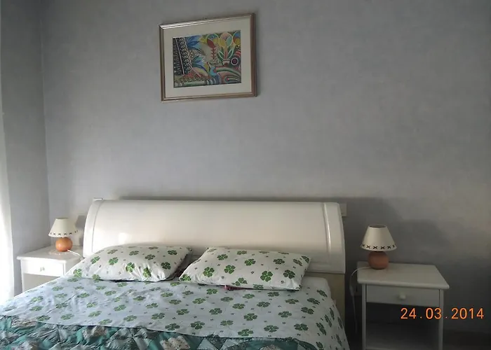 Les Pins Bleus - Antibes Les Pins * 胡安莱潘